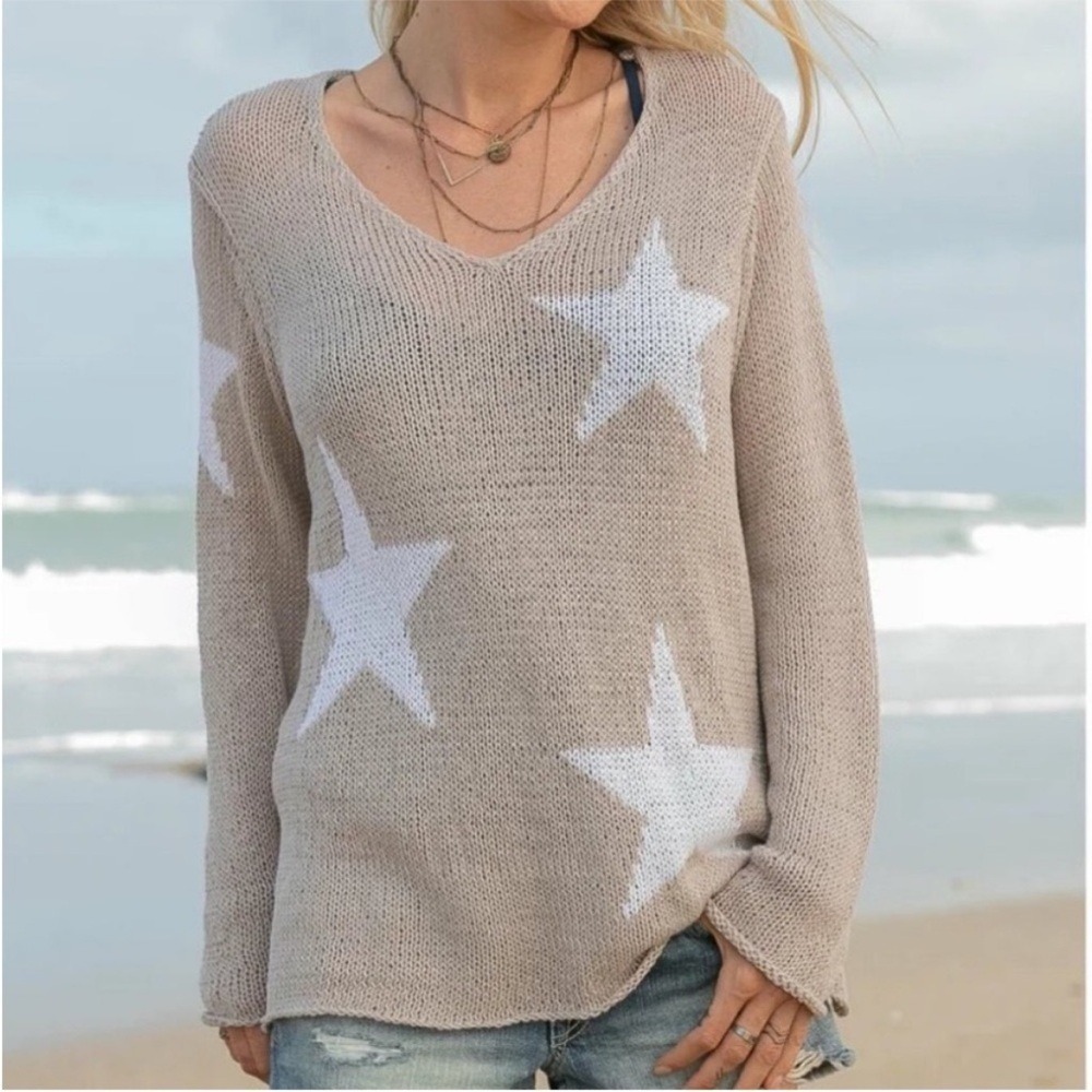 WOODEN SHIPS Star Pattern Knit Sweater Lightweight V-Neckline Size XS/Small
